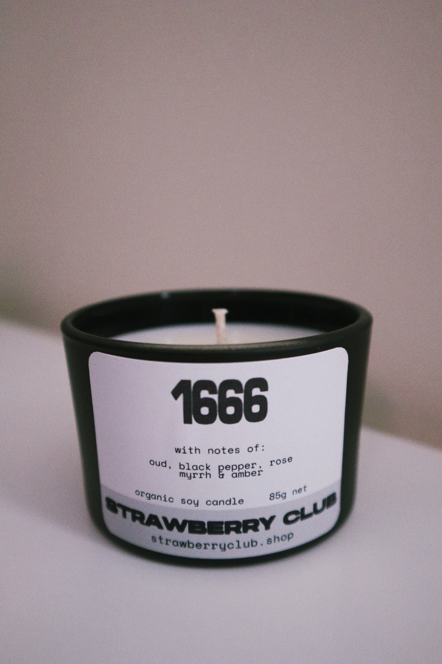 1666 Soy Candle