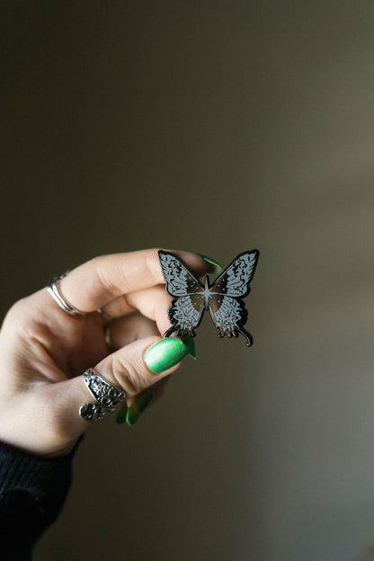 Swallowtail Pin