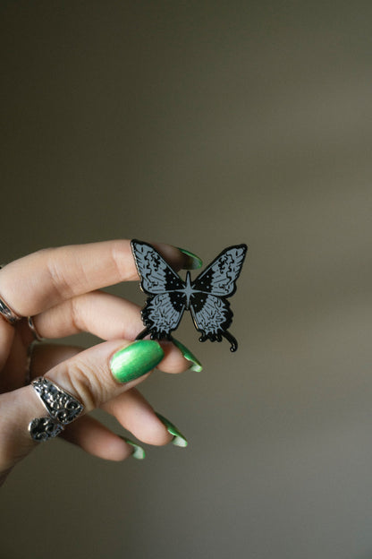 Swallowtail Pin